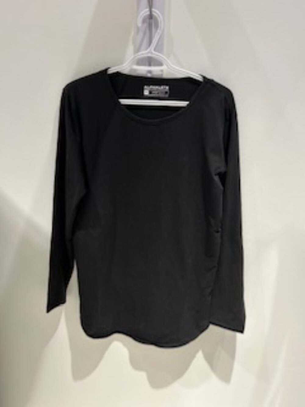 Alphalete Lifestyle Fit Black long sleeve Tshirt